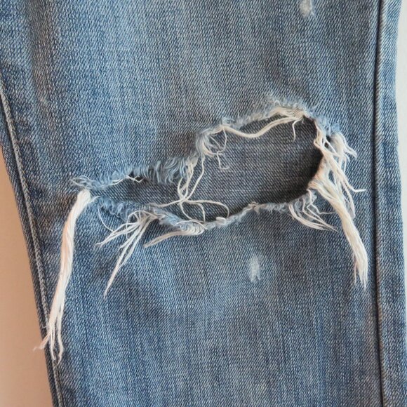 VINTAGE ABERCROMBIE & FITCH Y2K Low Rise Flap Pocket Distressed Jeans - Picture 8 of 16